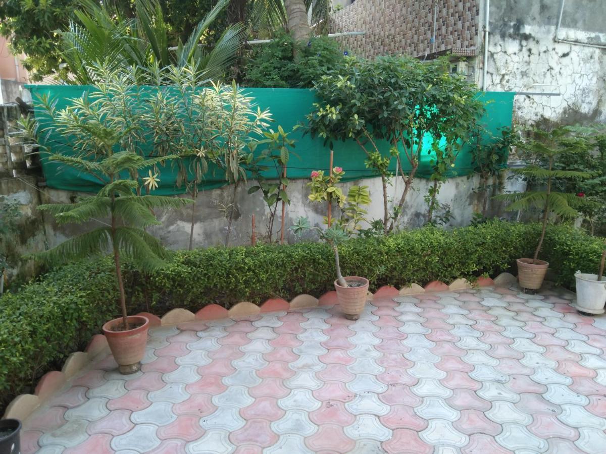 Gurukrupa Bunglow Dwarka (Gujarat) Exterior foto