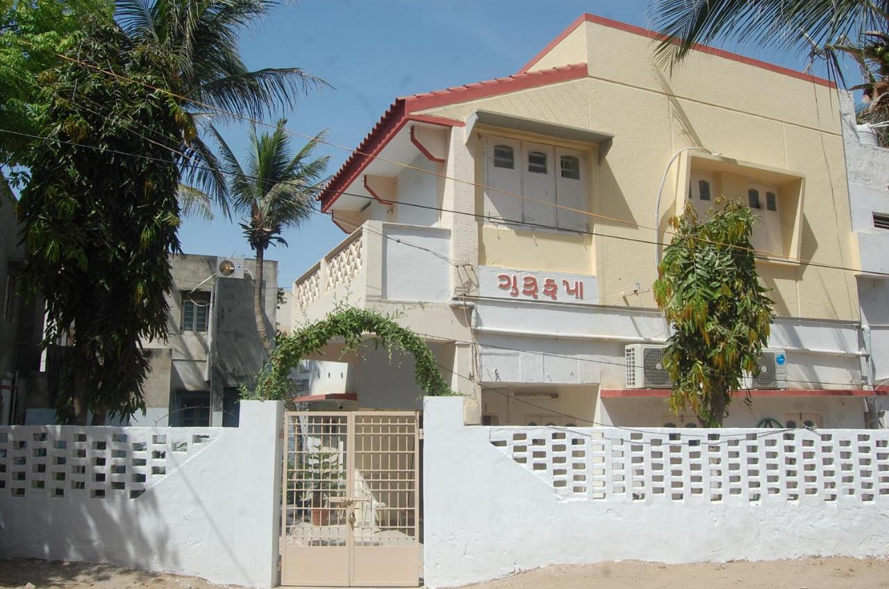 Gurukrupa Bunglow Dwarka (Gujarat) Exterior foto
